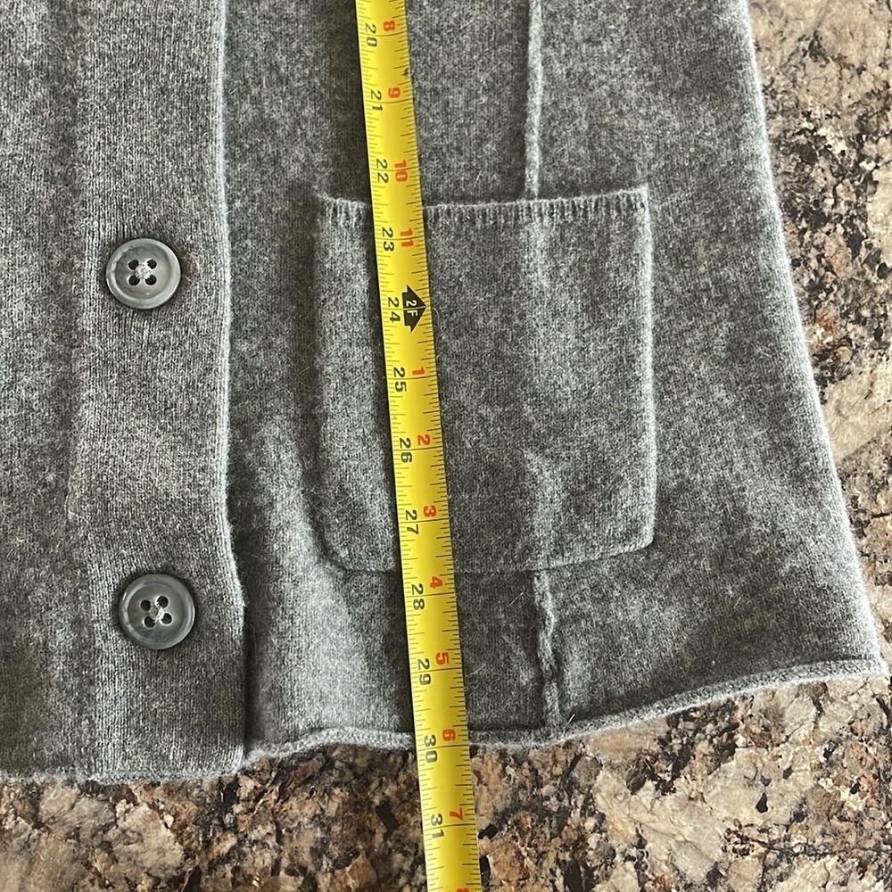 Cynthia Rowley 100% 2-Ply Cashmere Shawl Collar Cardigan Sweater L Gray Cozycore - Picture 12 of 12